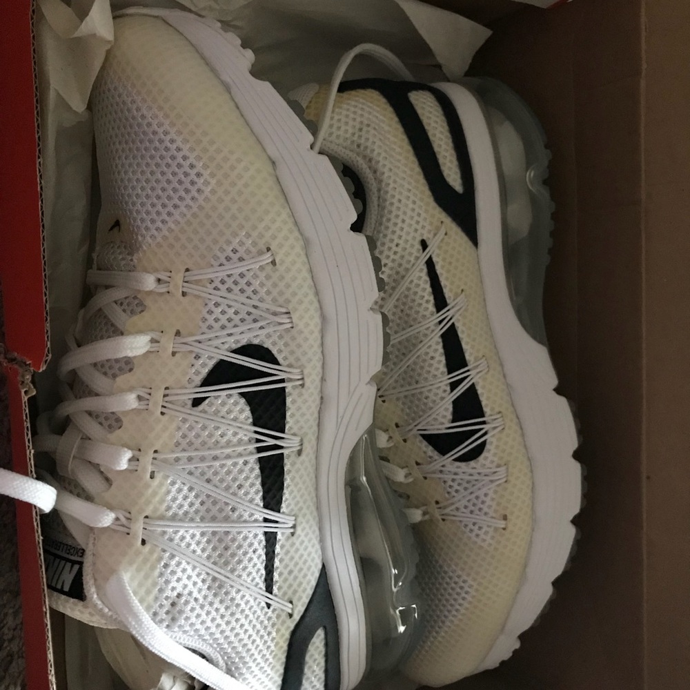 Nike Airmax women’s shoes